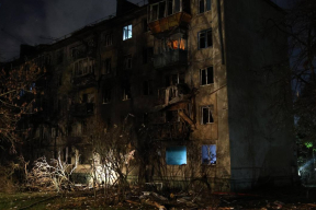 Война, 14 ноября. Ужасная ночь в Киеве – прилетело в десятки жилых домов, есть погибшие. По Сумам били гиперзвуковой ракетой «Циркон». На юге России – подбитый «Шесхарис»