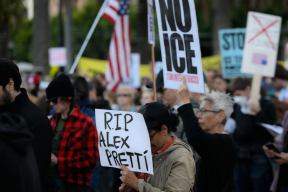 Пастухов: «В США с нарастающей амплитудой раскачиваются два огромных маятника»