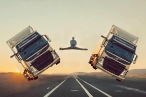 Романчук: «Лукашенко будет держать ухо востро, чтобы сориентироваться, на какую сторону метнуться и к какой груди припасть»